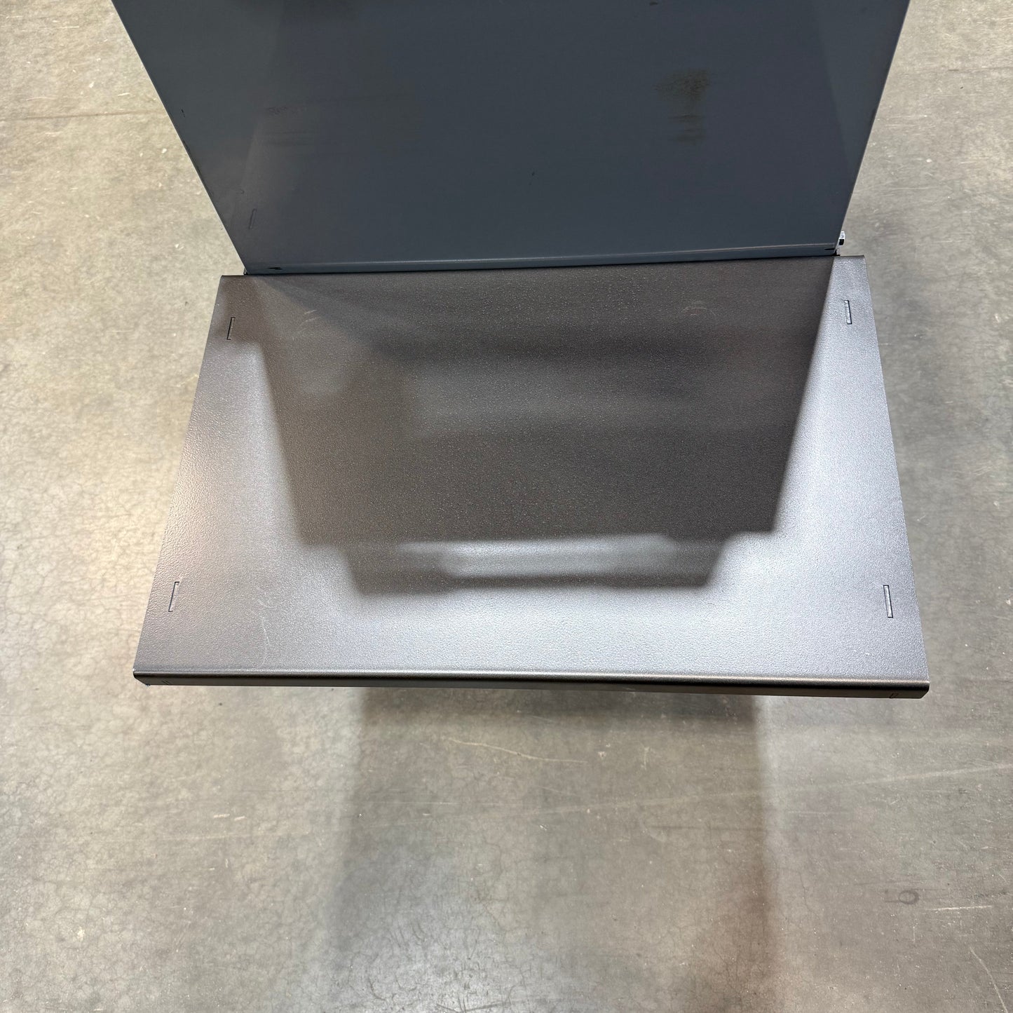 HF Series 3 Tool Box Shelf 24 X 16 (Lip Down)