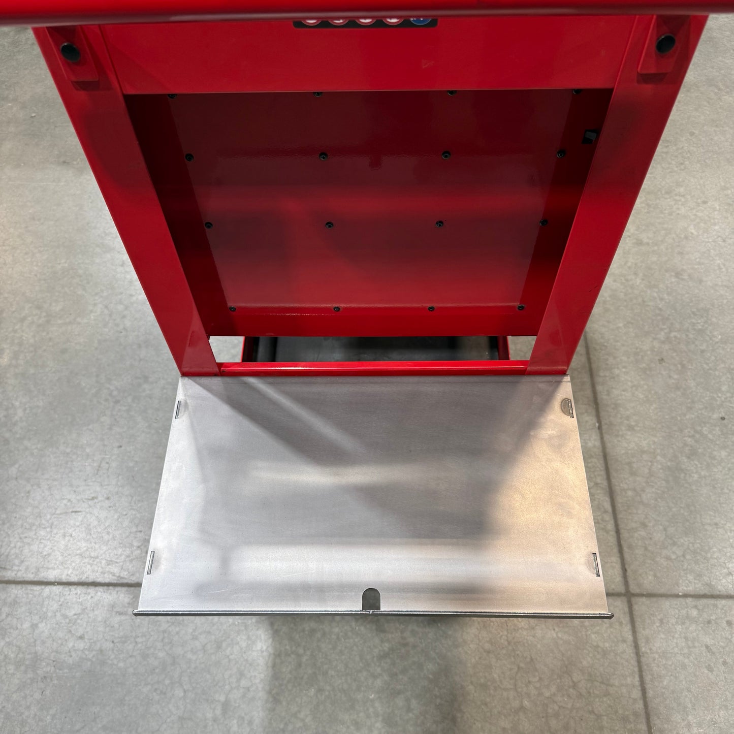 HF 19 X 12 Shelf (Lip Up)